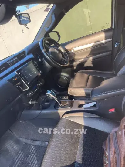 Picture of Toyota Hilux 2021