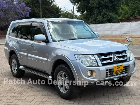 Picture of Mitsubishi Pajero 2013