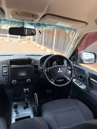 Picture of Mitsubishi Pajero 2013