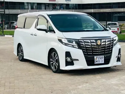 Picture of Toyota Alphard 2017