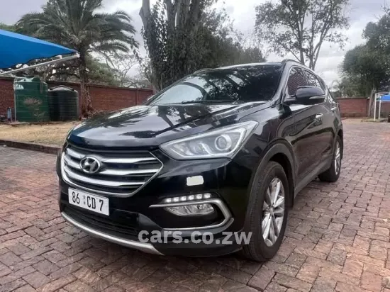 Picture of Hyundai Santa Fe 2017