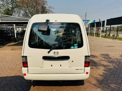 Picture of Mazda Bongo 2017