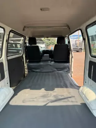 Picture of Mazda Bongo 2017