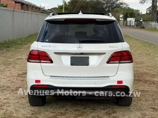 Picture of Mercedes Benz GLE 2017