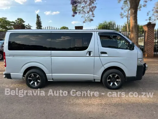 Picture of Toyota Hiace 2017