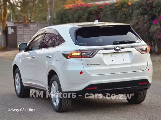 Picture of Toyota Harrier 2017