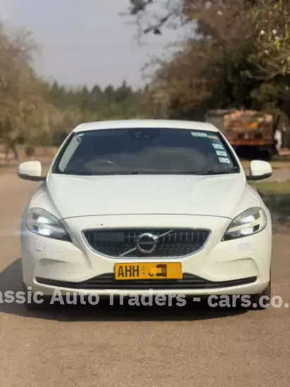 Picture of Volvo V40 2016
