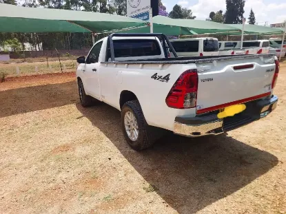 Picture of Toyota Hilux 2022