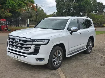 Picture of Toyota Land Cruiser 2024