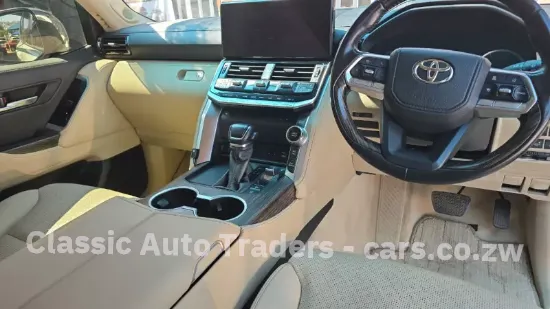 Picture of Toyota Land Cruiser 2024