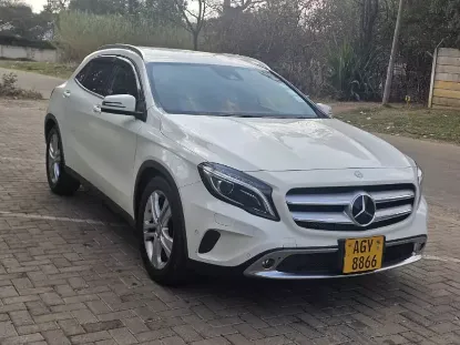 Picture of Mercedes Benz GLA 2016