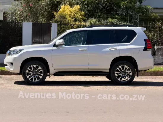 Picture of Toyota Prado 2022