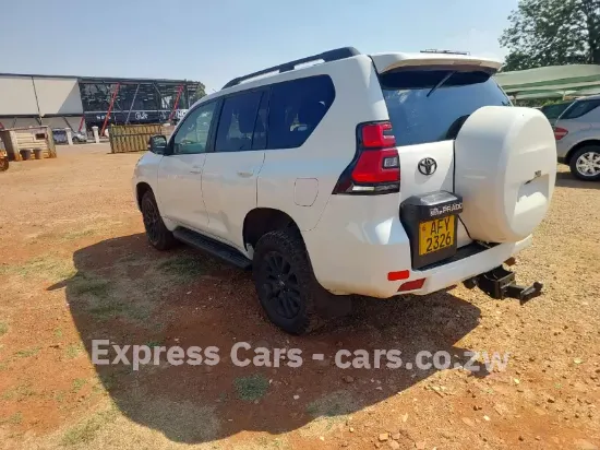 Picture of Toyota Prado 2012