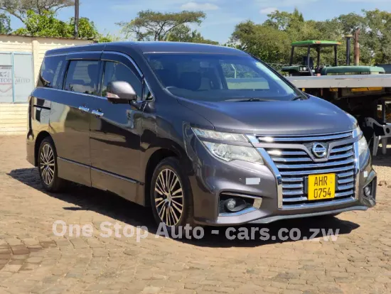 Picture of Nissan Elgrand 2017