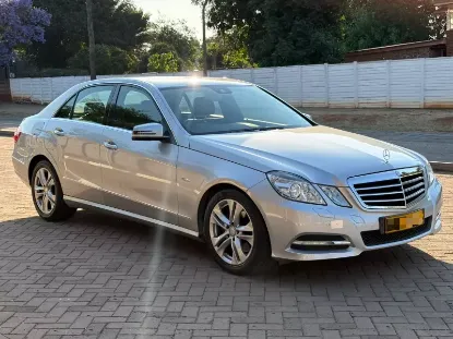 Picture of Mercedes Benz E-Class 2010