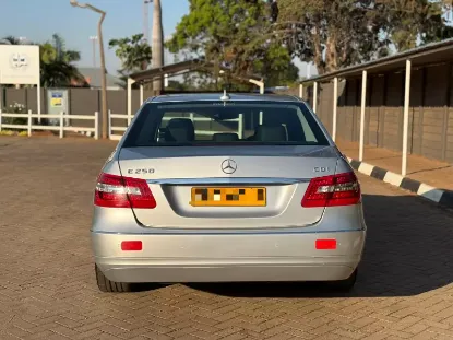 Picture of Mercedes Benz E-Class 2010