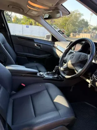 Picture of Mercedes Benz E-Class 2010