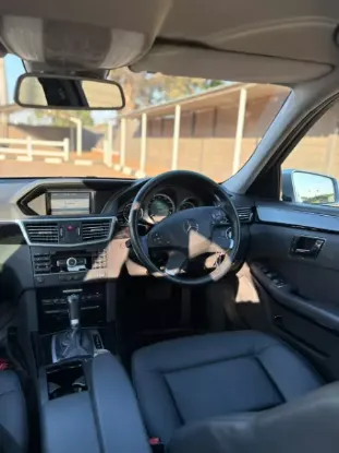 Picture of Mercedes Benz E-Class 2010