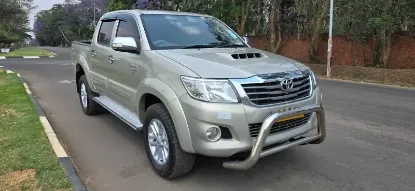 Picture of Toyota Hilux 2012