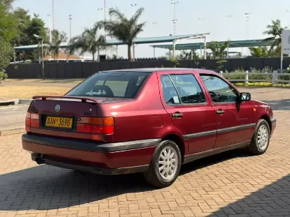 Picture of VW Jetta 1995