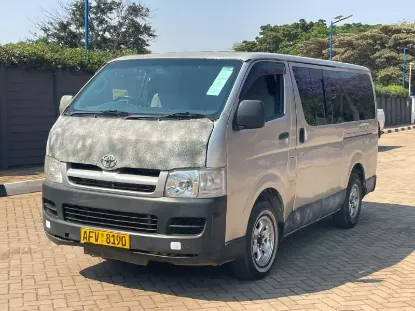 Picture of Toyota Regius 2006
