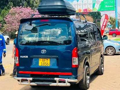 Picture of Toyota Hiace 2015