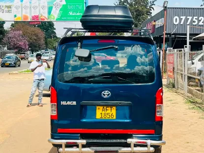Picture of Toyota Hiace 2015