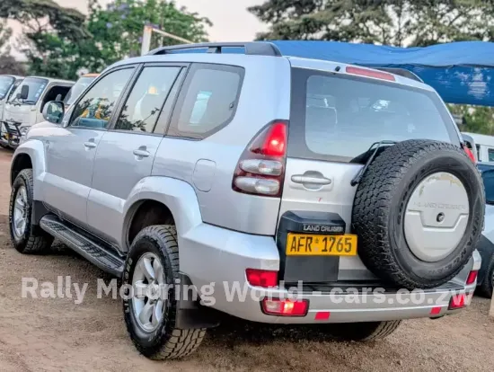 Picture of Toyota Prado 2003