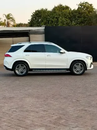 Picture of Mercedes Benz GLE 2022