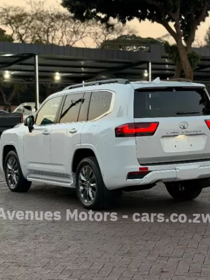 Picture of Toyota Land Cruiser 2024