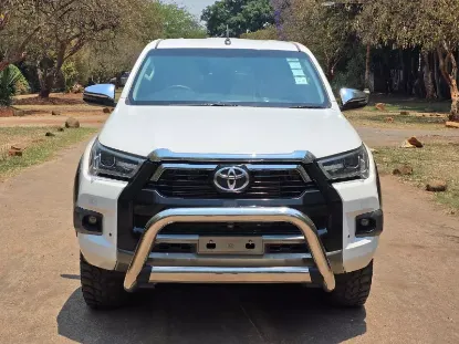 Picture of Toyota Hilux 2022