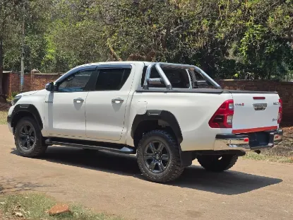 Picture of Toyota Hilux 2022