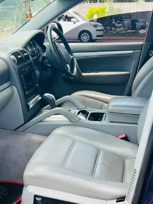 Picture of Porsche Cayenne 2014