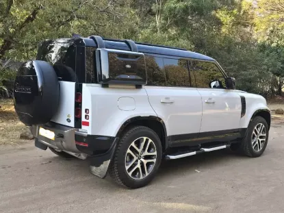 Picture of Land Rover Defender 2020