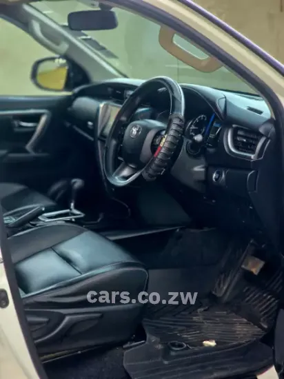 Picture of Toyota Fortuner 2021