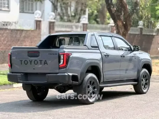 Picture of Toyota Hilux 2026