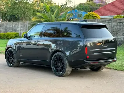 Picture of Range rover Vogue 2025