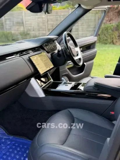 Picture of Range rover Vogue 2025