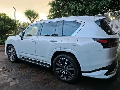 Picture of Lexus LX 2023