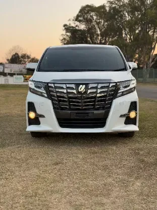 Picture of Toyota Alphard 2017