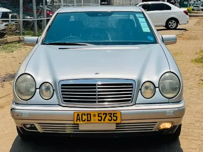 Picture of Mercedes Benz 300E 2004