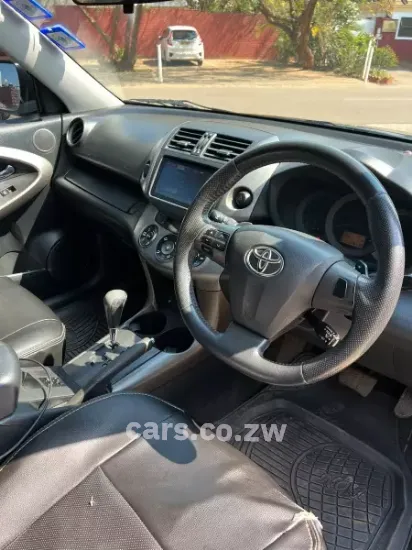 Picture of Toyota Vanguard 2013