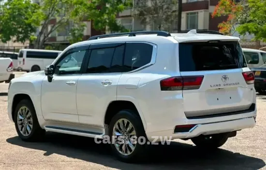 Picture of Toyota Land Cruiser 2026