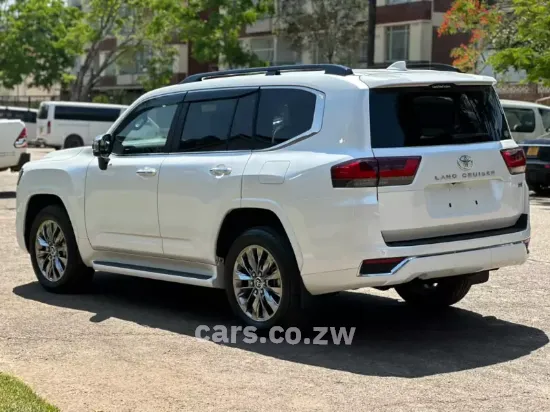 Picture of Toyota Land Cruiser 2026