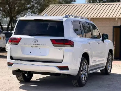 Picture of Toyota Land Cruiser 2026