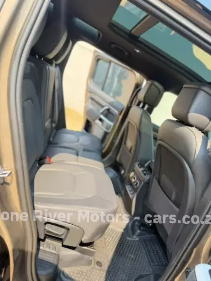 Picture of Land Rover Defender 2024