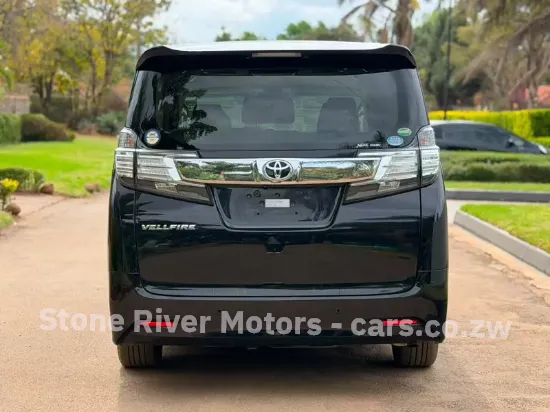 Picture of Toyota Vellfire 2018