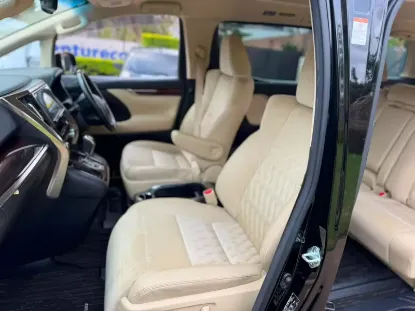Picture of Toyota Vellfire 2018