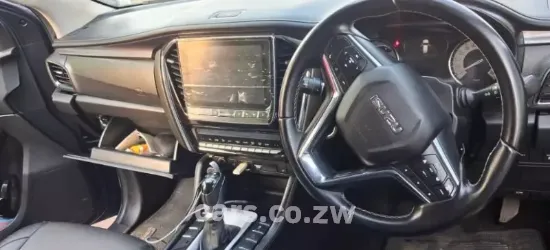 Picture of Isuzu Mu-X 2024