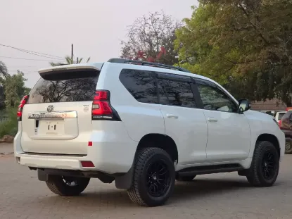Picture of Toyota Prado 2018